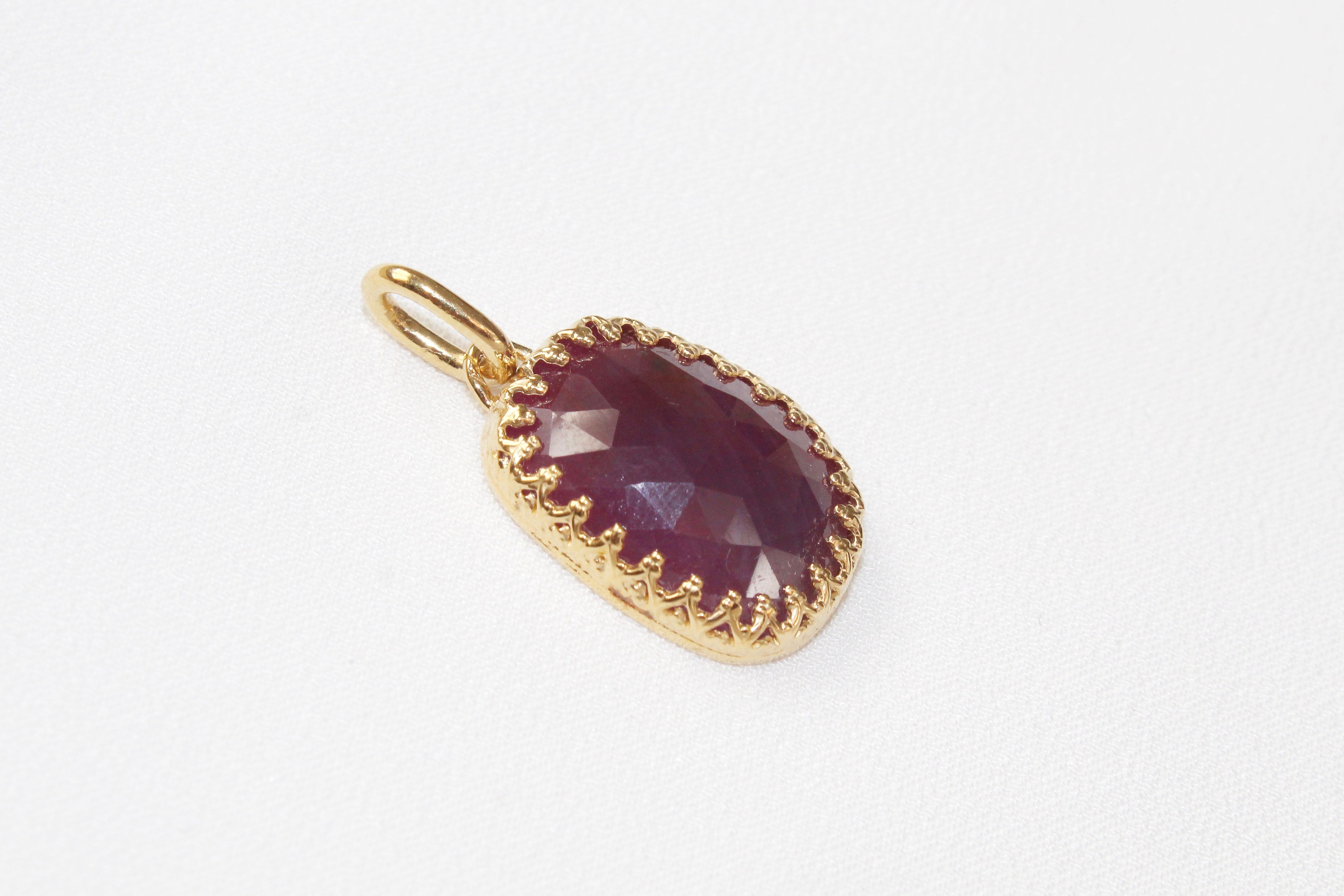 Pendentif RUBIS