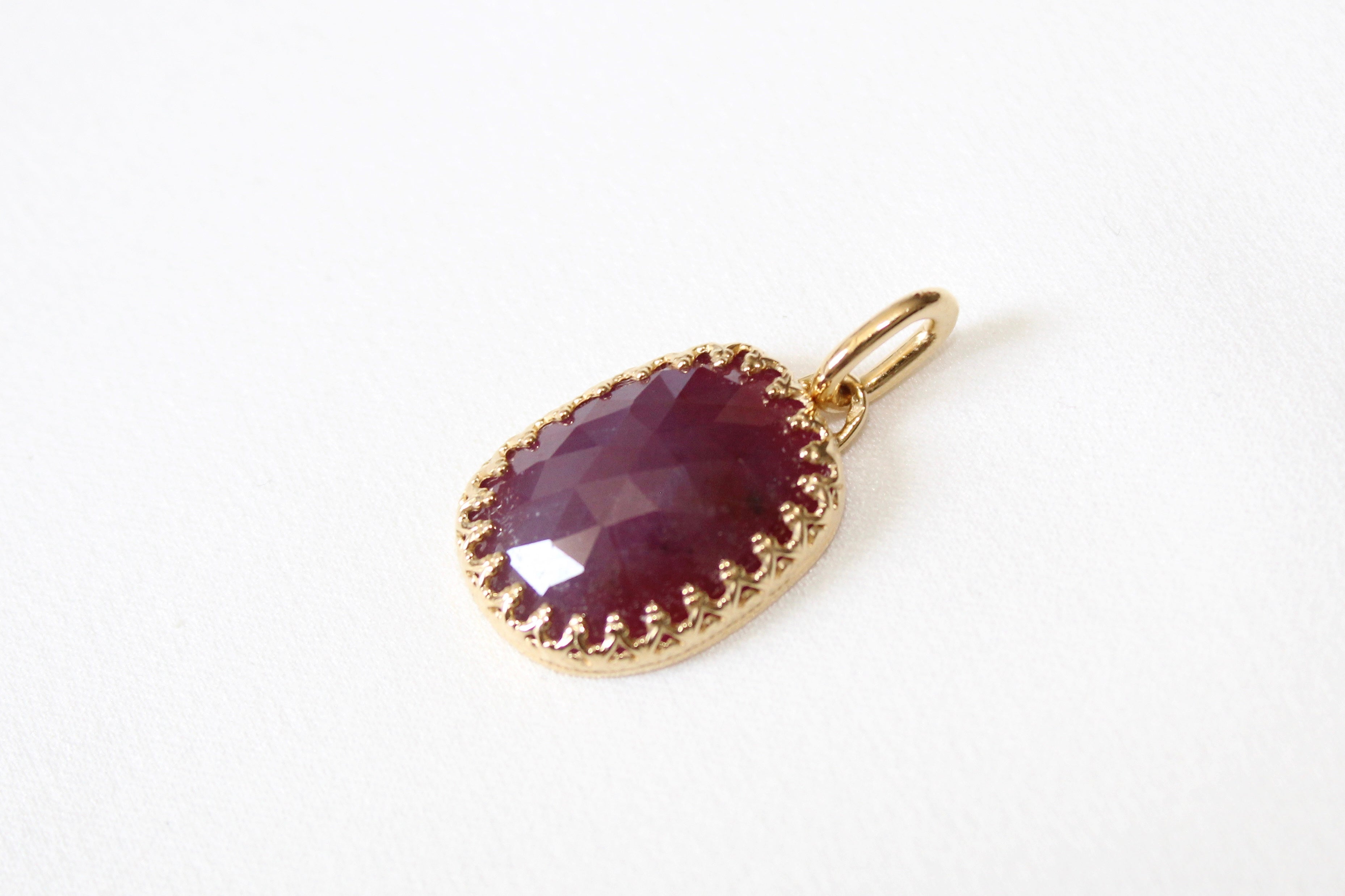 Pendentif RUBIS